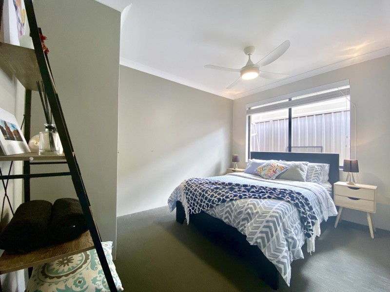 35 Halcyon Crescent, Aveley WA 6069