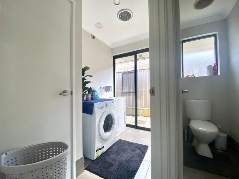 35 Halcyon Crescent, Aveley WA 6069