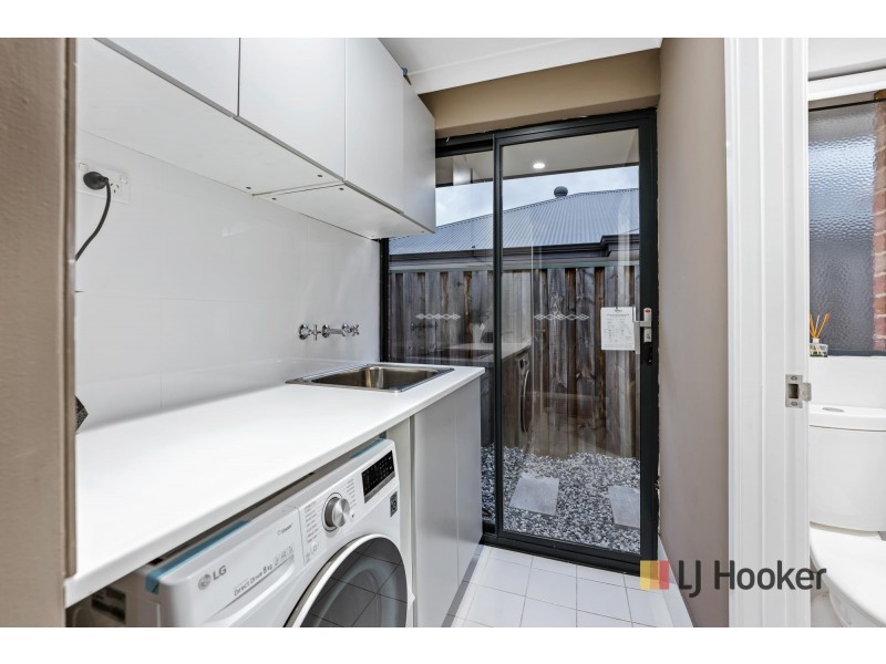 15 Solway Brace, Ellenbrook WA 6069