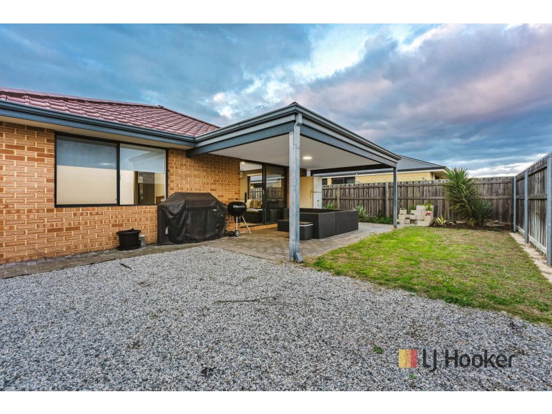 15 Solway Brace, Ellenbrook WA 6069