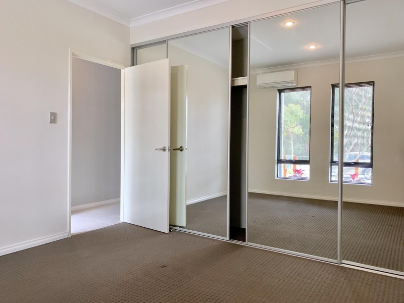 65 Stanbury Crescent, Ellenbrook WA 6069