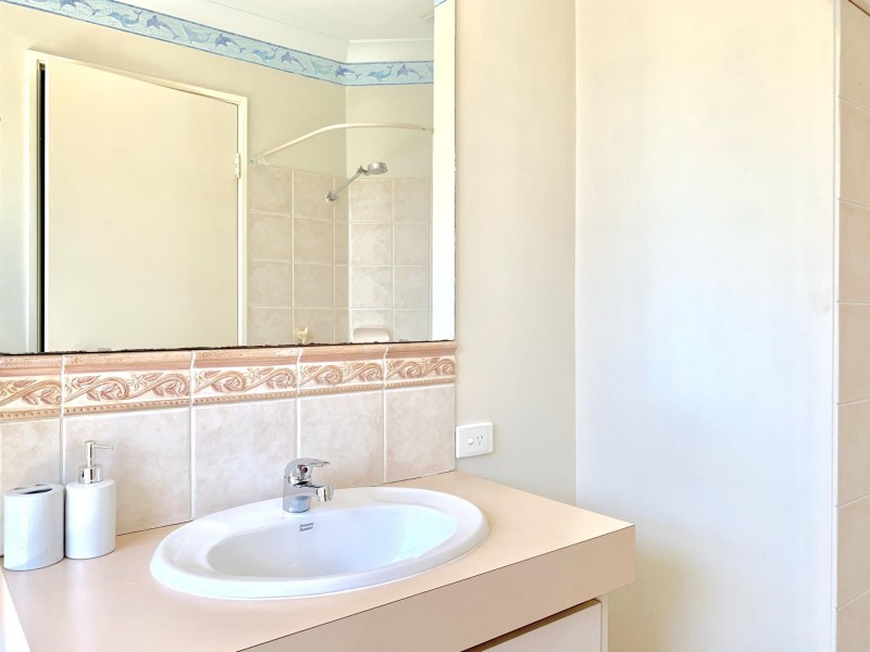 6 Villefort Avenue, Ellenbrook WA 6069