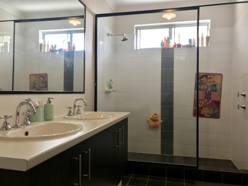 23 Torres Parade, Aveley WA 6069