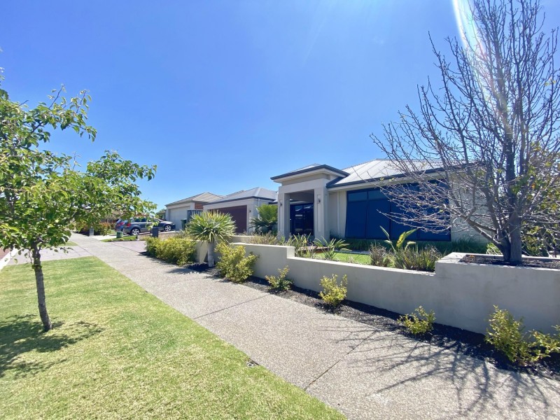 3 Lago Promenade, Aveley WA 6069