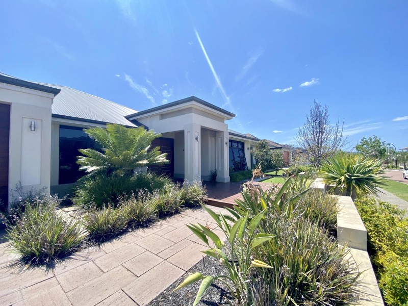 3 Lago Promenade, Aveley WA 6069