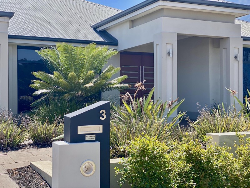 3 Lago Promenade, Aveley WA 6069