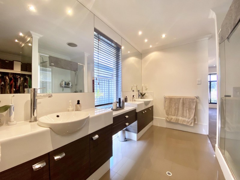 3 Lago Promenade, Aveley WA 6069