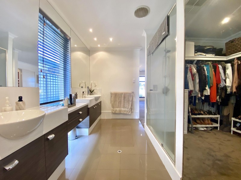 3 Lago Promenade, Aveley WA 6069