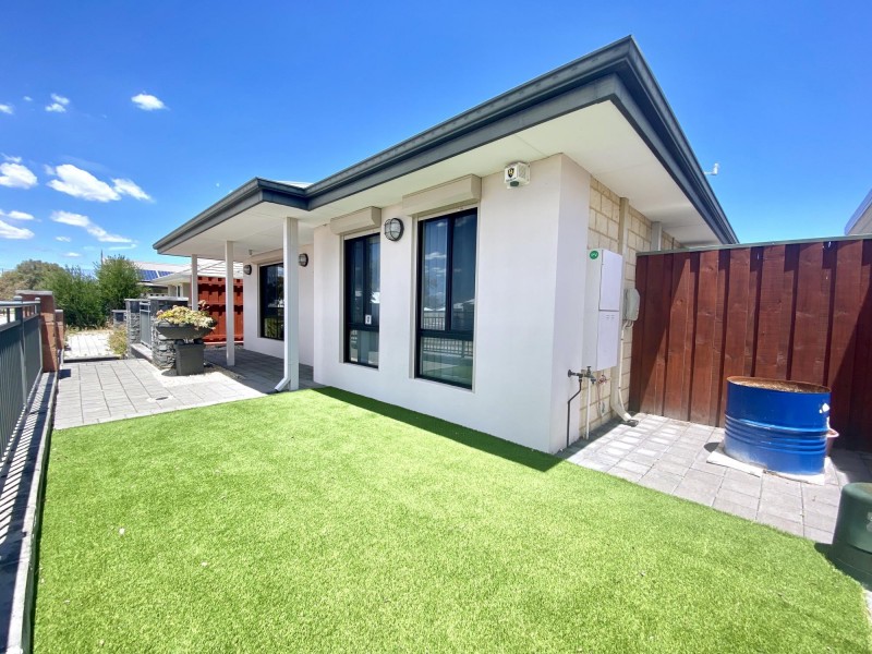 19 Banrock Drive, Ellenbrook WA 6069