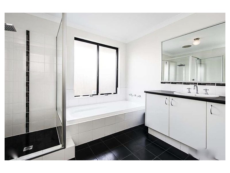 19 Banrock Drive, Ellenbrook WA 6069