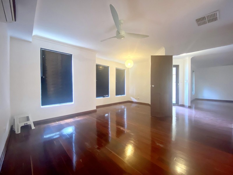 25 Kalyeeda Terrace, Ellenbrook WA 6069