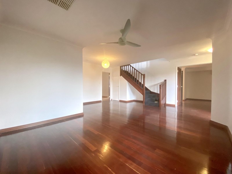 25 Kalyeeda Terrace, Ellenbrook WA 6069