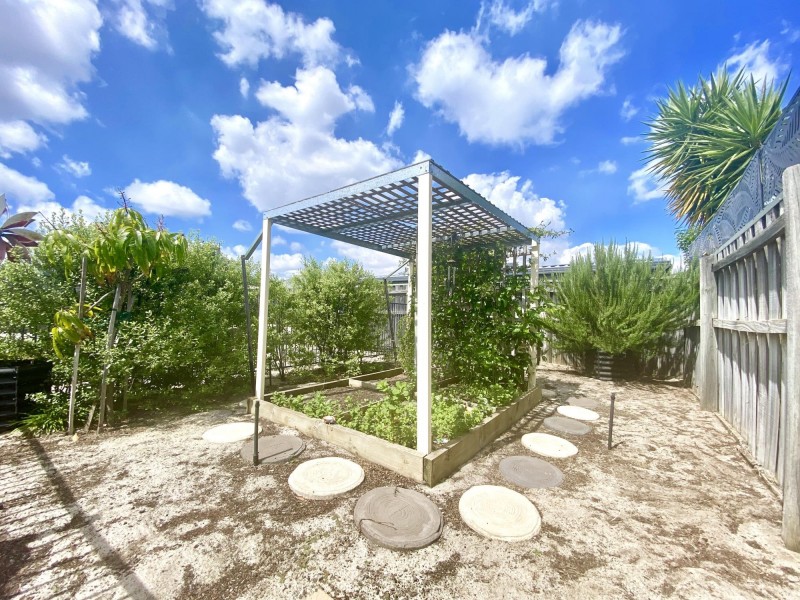 25 Kalyeeda Terrace, Ellenbrook WA 6069