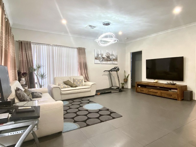 5 Malmaison Way, Landsdale WA 6065