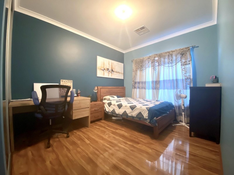 5 Malmaison Way, Landsdale WA 6065