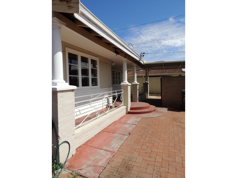 3/39 Wroxton Street, Midland WA 6056
