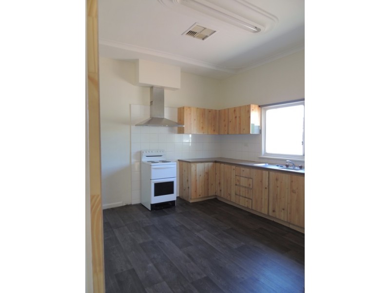 3/39 Wroxton Street, Midland WA 6056