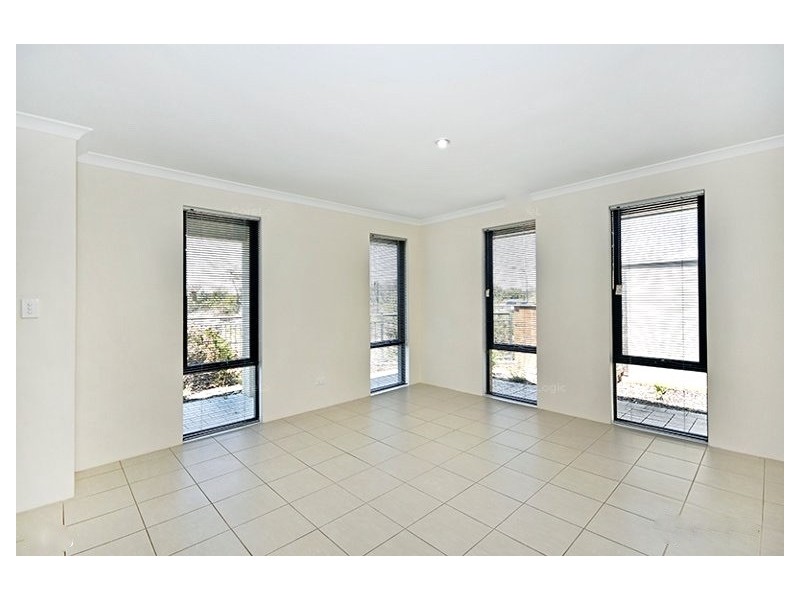 55 Grassdale Parkway, Ellenbrook WA 6069