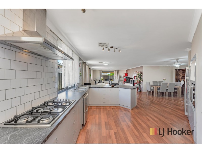 7 Dulegal Way, Aveley WA 6069