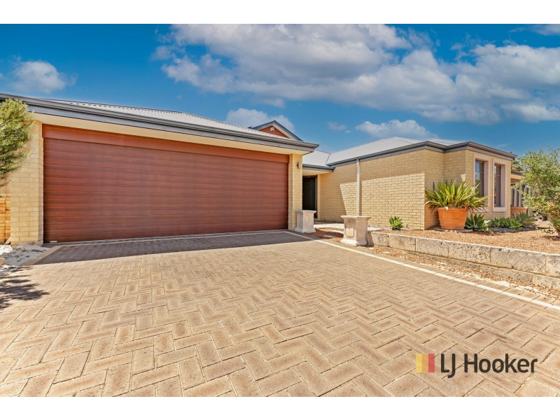7 Dulegal Way, Aveley WA 6069