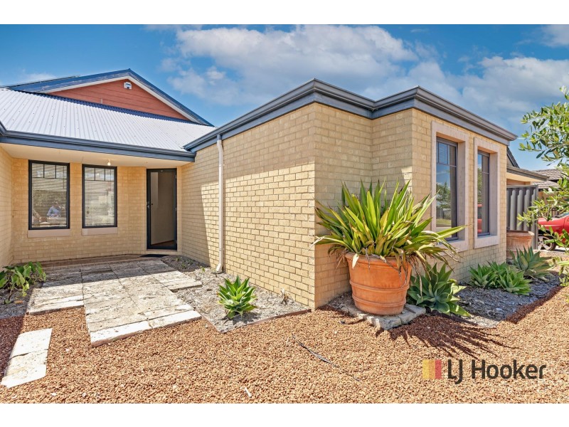 7 Dulegal Way, Aveley WA 6069