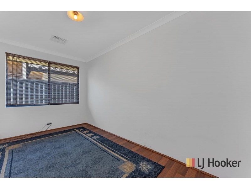 7 Dulegal Way, Aveley WA 6069