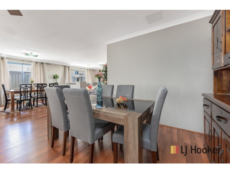 7 Dulegal Way, Aveley WA 6069