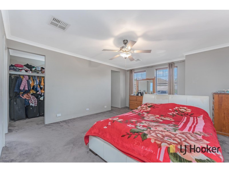 7 Dulegal Way, Aveley WA 6069