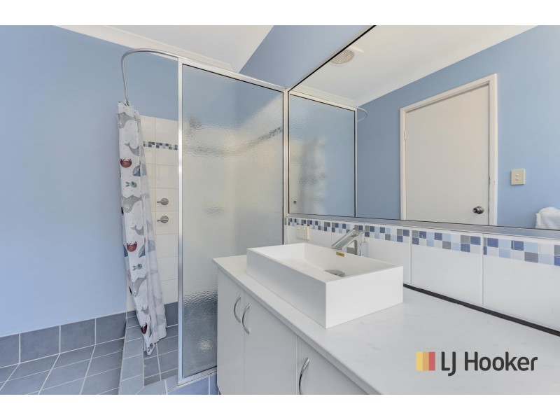 7 Dulegal Way, Aveley WA 6069