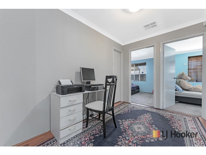 7 Dulegal Way, Aveley WA 6069