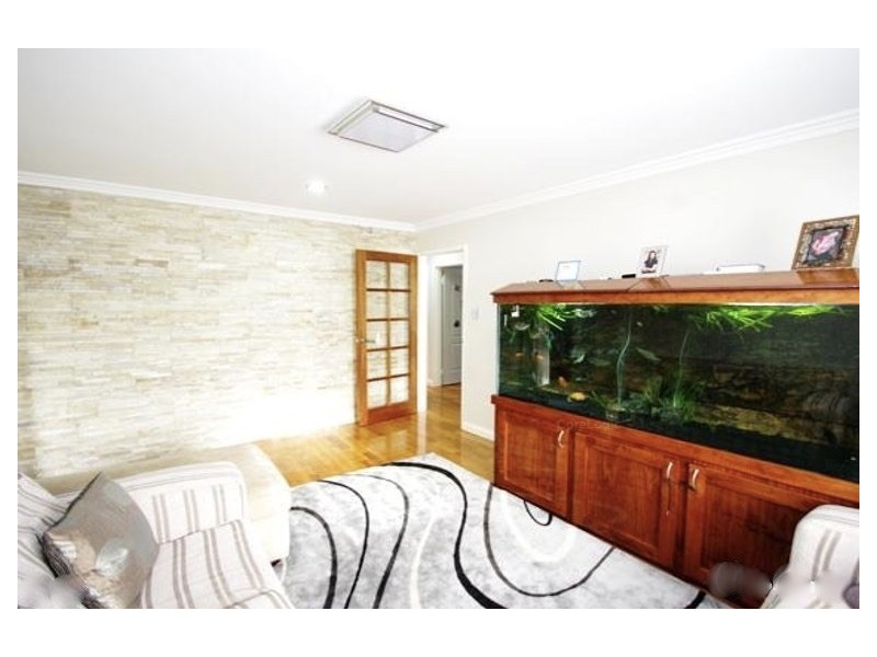 5 Meredith Way, Koondoola WA 6064