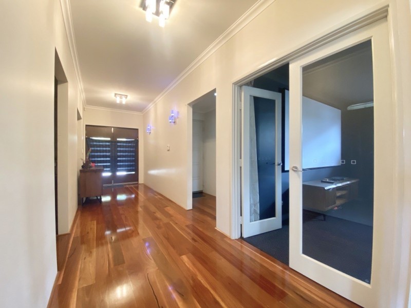 2 Ellery gate, Aveley WA 6069