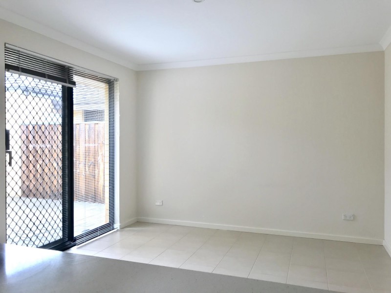 129 Grassdale Parkway, Ellenbrook WA 6069