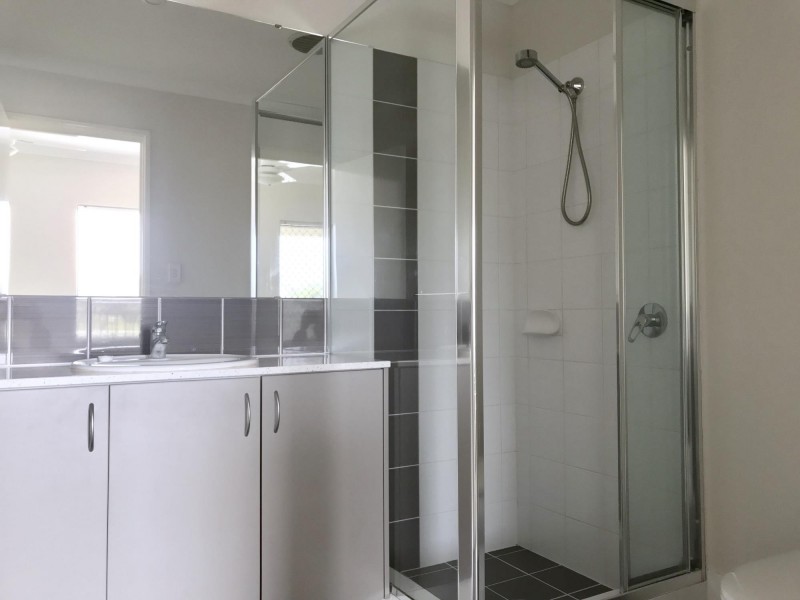 129 Grassdale Parkway, Ellenbrook WA 6069