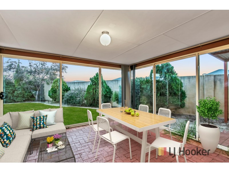 15 Birkett Circle, Ellenbrook WA 6069