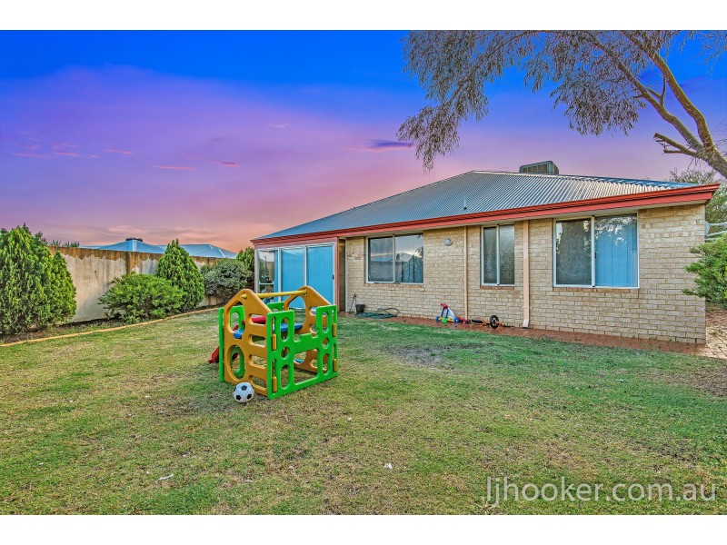 15 Birkett Circle, Ellenbrook WA 6069