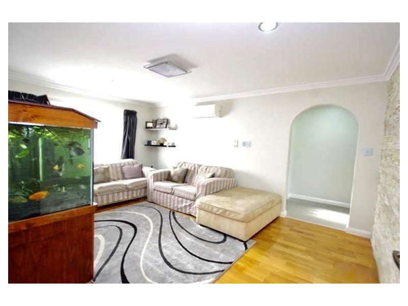 5 Meredith Way, Koondoola WA 6064