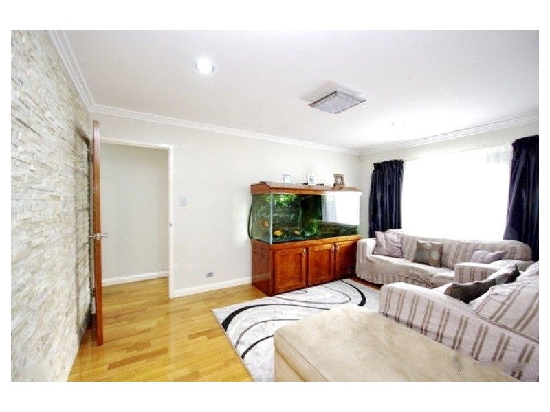 5 Meredith Way, Koondoola WA 6064