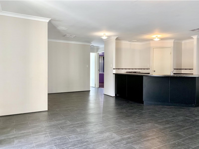 6 Aston Chase, Aveley WA 6069