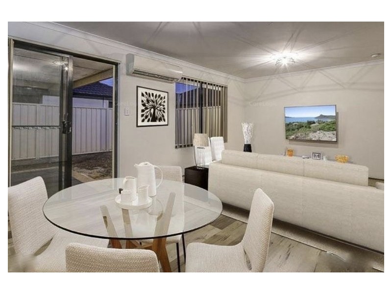 1/17 Mathoura street, Midland WA 6056