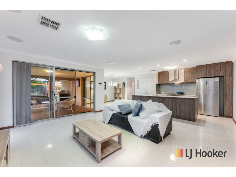 82 FARMANER PARKWAY, Ellenbrook WA 6069