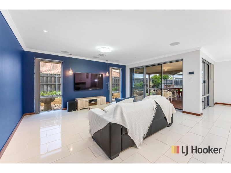 82 FARMANER PARKWAY, Ellenbrook WA 6069