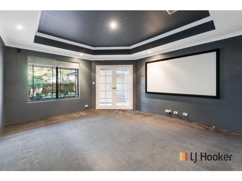 27 RIDLEY STREET, Aveley WA 6069