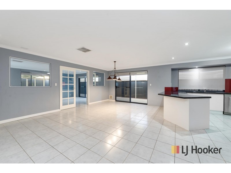 27 RIDLEY STREET, Aveley WA 6069