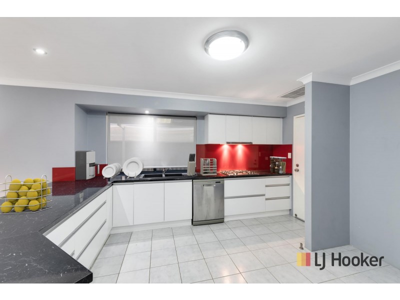 27 RIDLEY STREET, Aveley WA 6069
