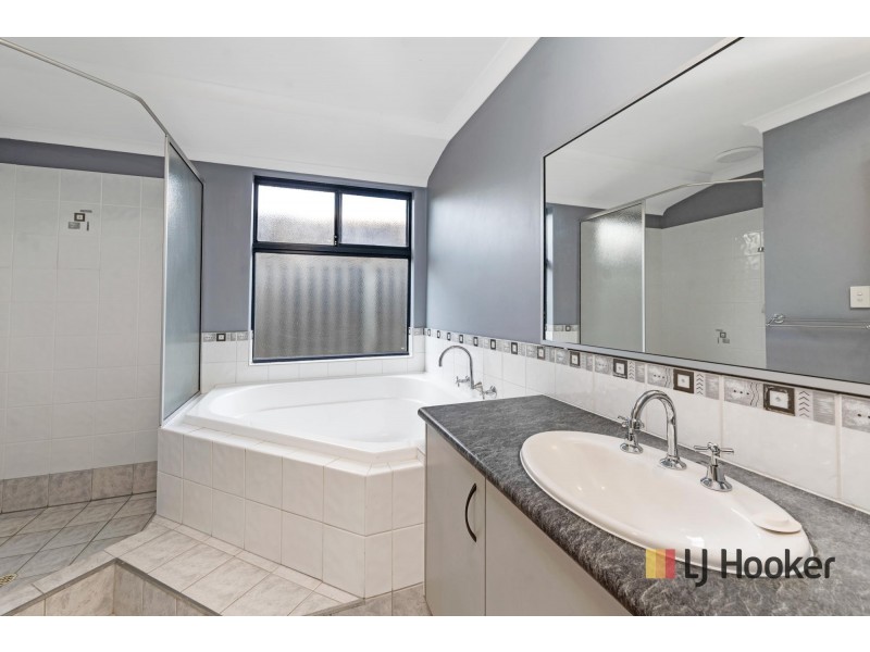 27 RIDLEY STREET, Aveley WA 6069