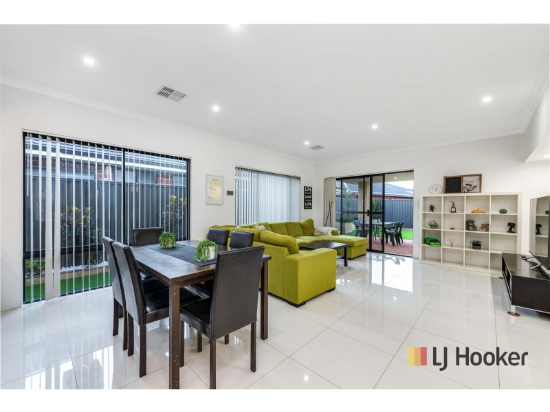 23 Cheyne Way, Caversham WA 6055