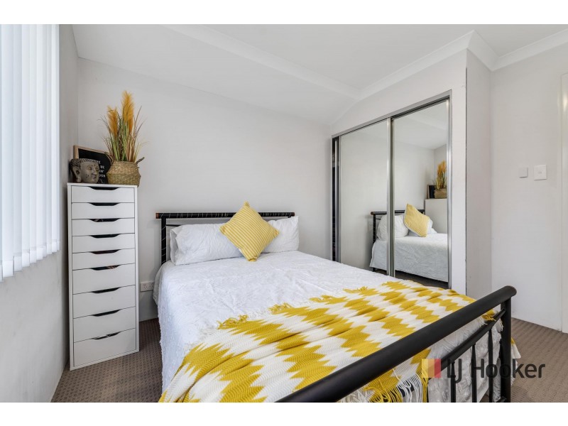 23 Cheyne Way, Caversham WA 6055