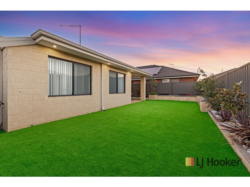 23 Cheyne Way, Caversham WA 6055