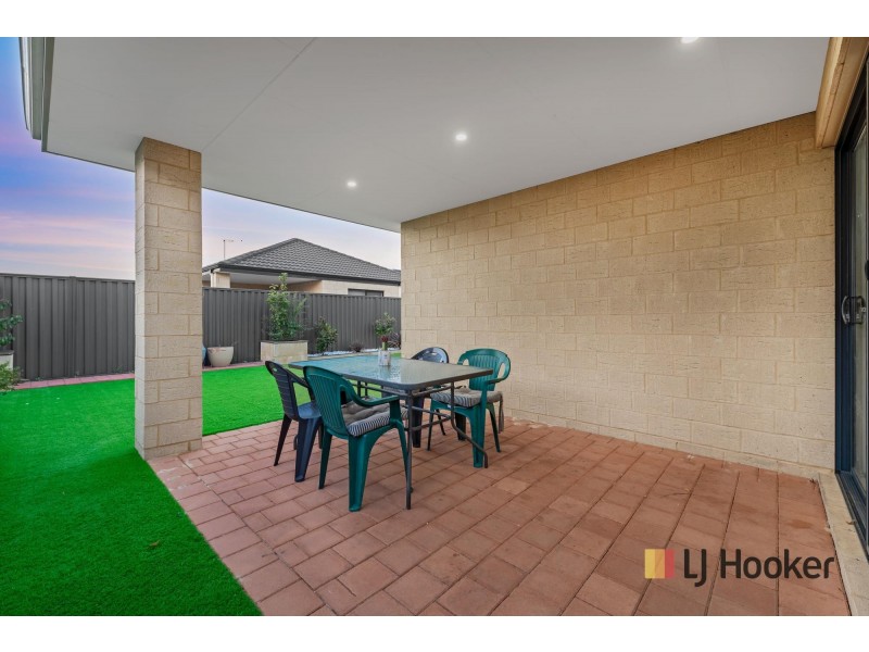 23 Cheyne Way, Caversham WA 6055